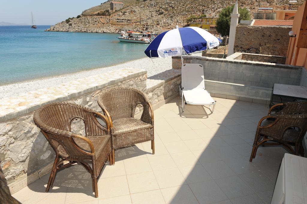 Villa Zeus Symi Exteriör bild